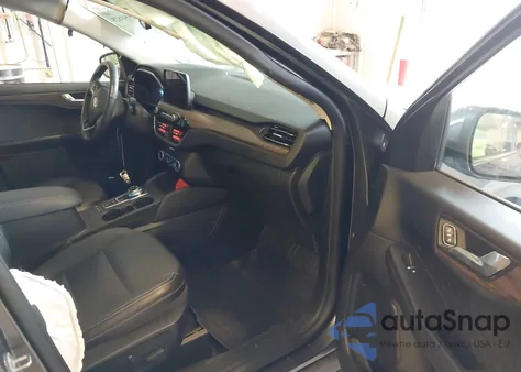 2020 Ford Escape Titanium из США, поврежденный, VIN 1FMCU9DZ6LUA60291